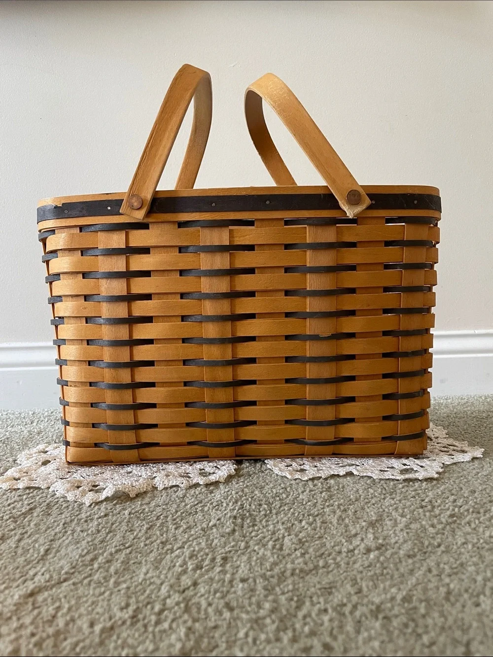 Longaberger 1998 Cherished Memories basket Blue